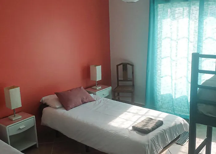 Cloud To Chill Surfhouse Baleal Хостел Феррел